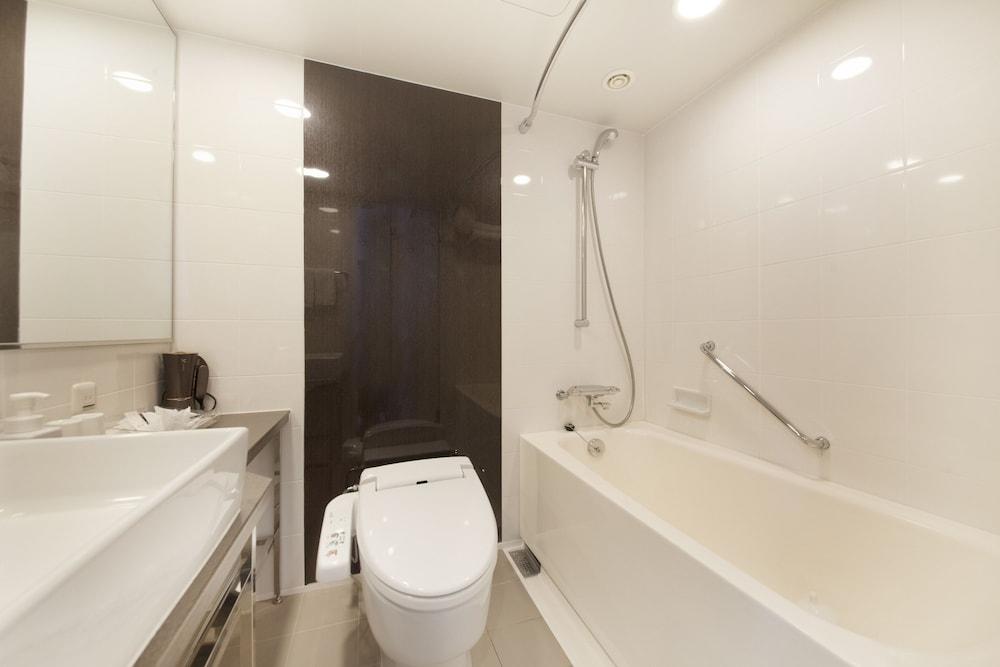 Quintessa Hotel Сасебо Екстериор снимка