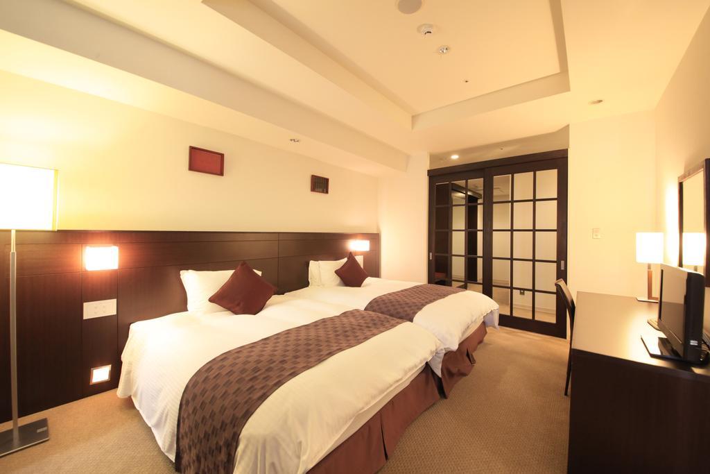 Quintessa Hotel Сасебо Екстериор снимка